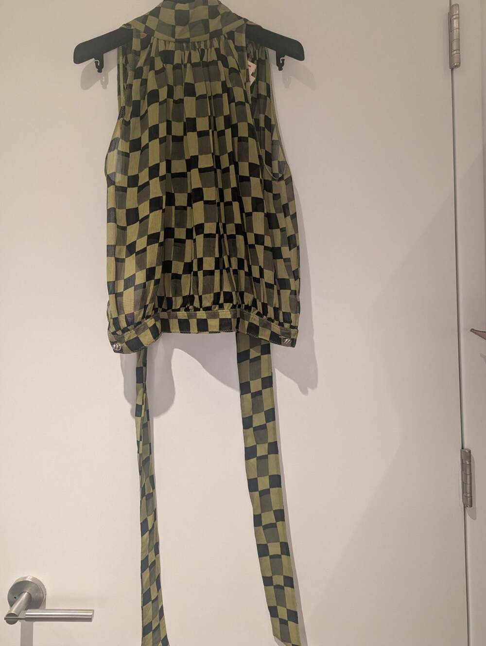 Marni Checkerboard Silk Georgette Sleeveless Bow Blouse - Picture 3 of 10